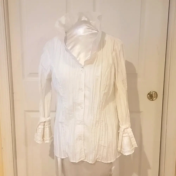 HARVE' BENARD WHITE 3/4 SLEEVE‎ BUTTON DOWN BLOUSE (sz med) - Picture 1 of 5